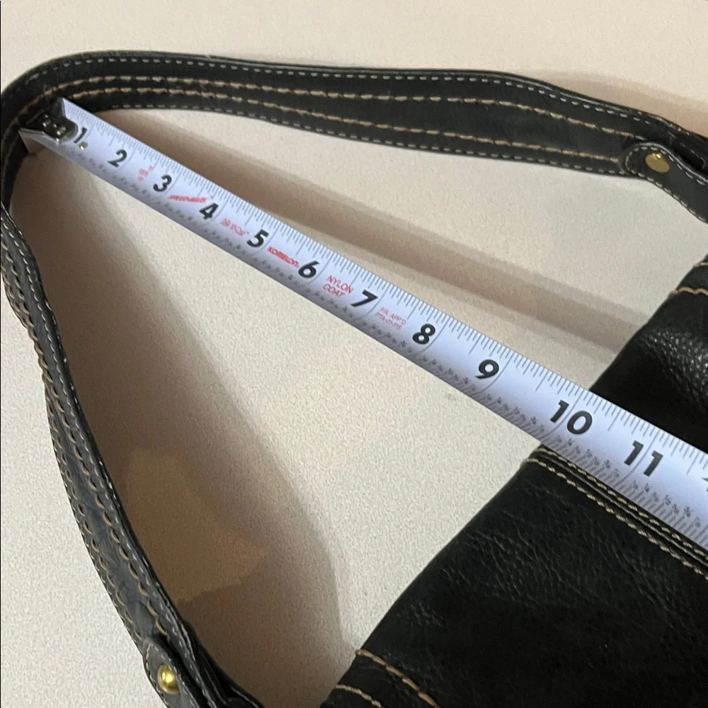 Fossil shoulder Bag with Contrast Stitching